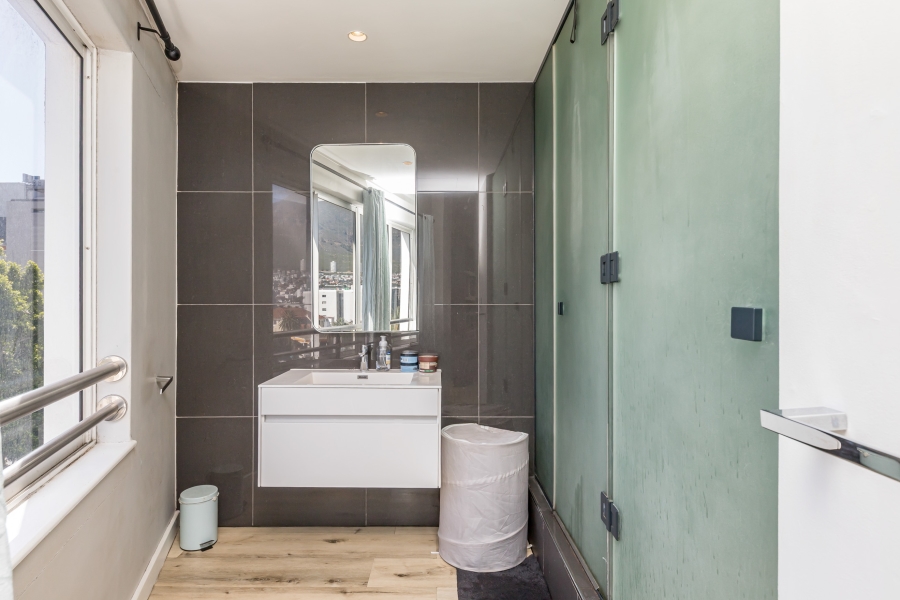 1 Bedroom Property for Sale in Cape Town City Centre Western Cape